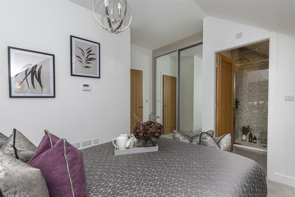 62800_32935296_IMG_1