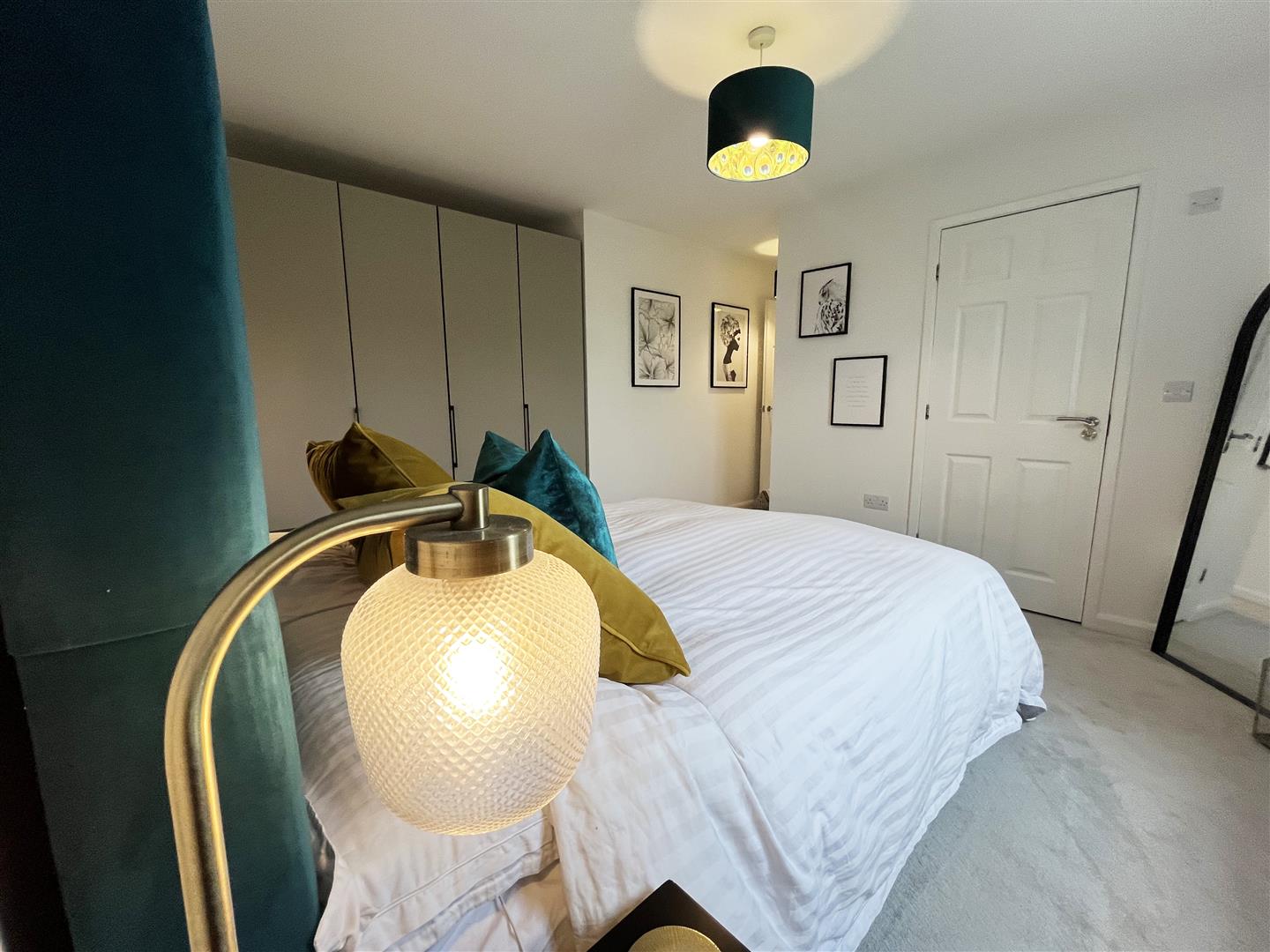 Master Bedroom 2.jpe